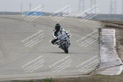 media/Nov-29-2025-TrackDaz (Sat) [[10ae2d9bce]]/A Group/Session 3 (Outside Grapevine)/